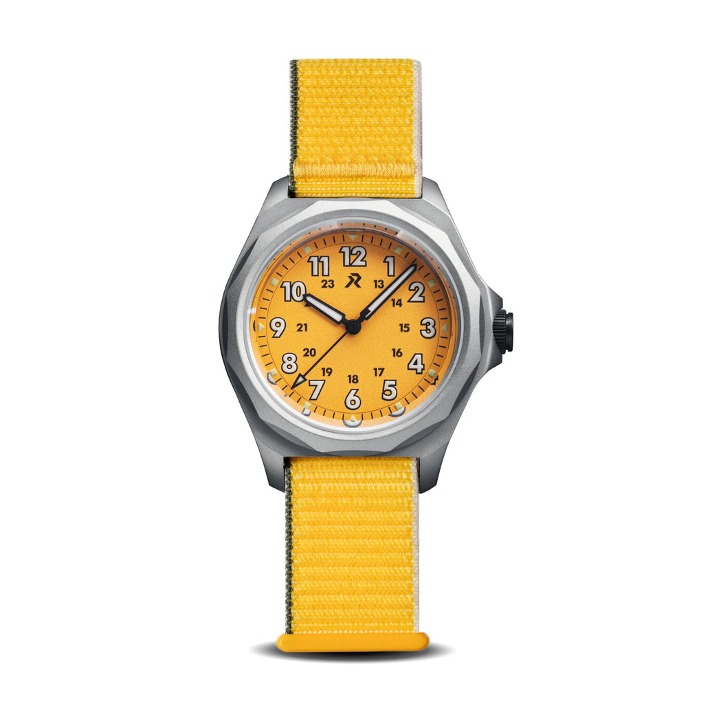 RZE Urbanist Solar Medallion Yellow